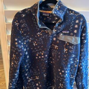 Patagonia pullover 4 snap fleece